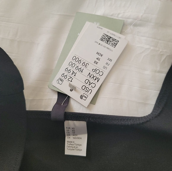 H & M crop top NWT - Picture 3 of 3